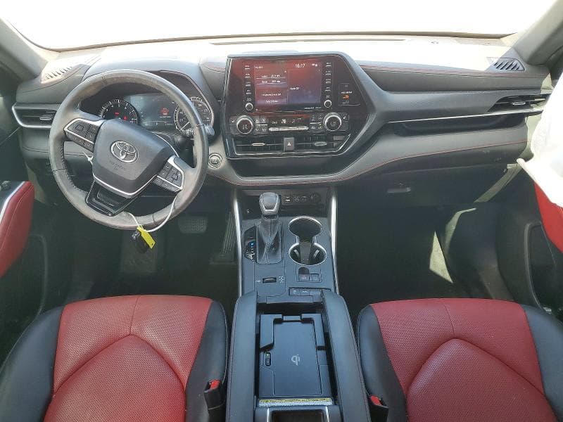 2022 TOYOTA HIGHLANDER XSE 8