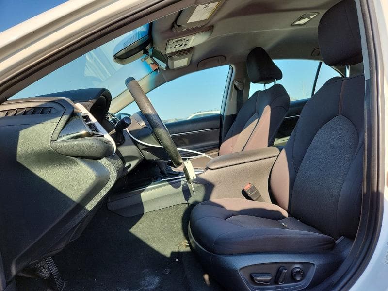 2020 TOYOTA CAMRY LE 7