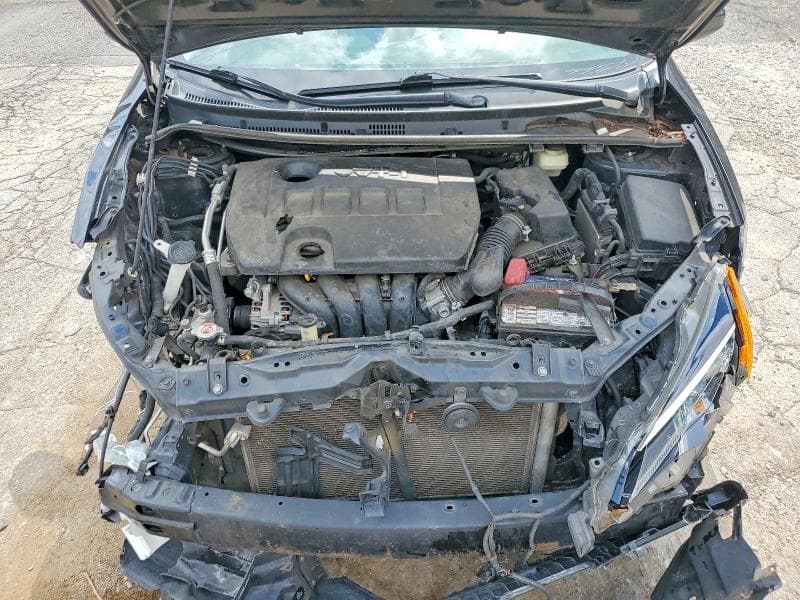 2019 TOYOTA COROLLA LE 11