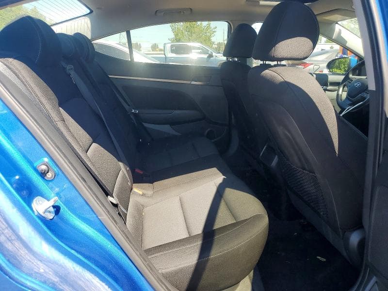 2018 HYUNDAI ELANTRA SEL 10