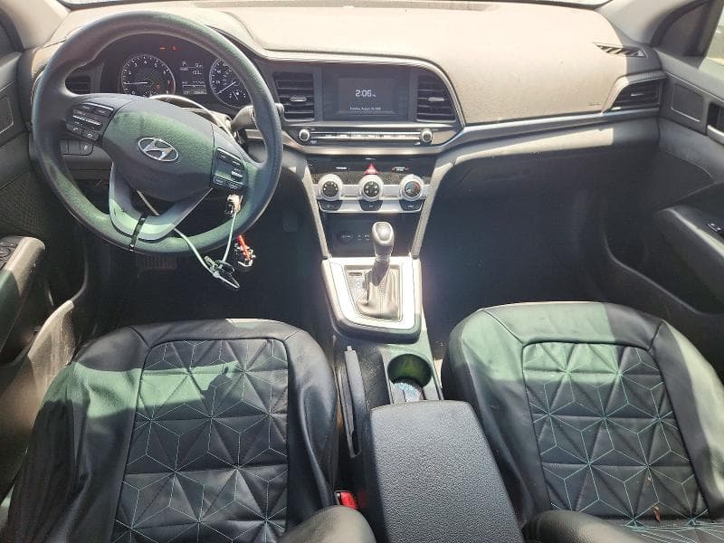 2019 HYUNDAI ELANTRA SE 8