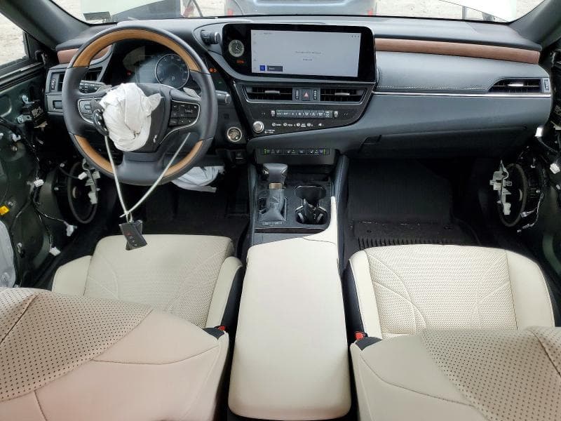 2024 LEXUS ES 300H ULTRA LUXURY 8