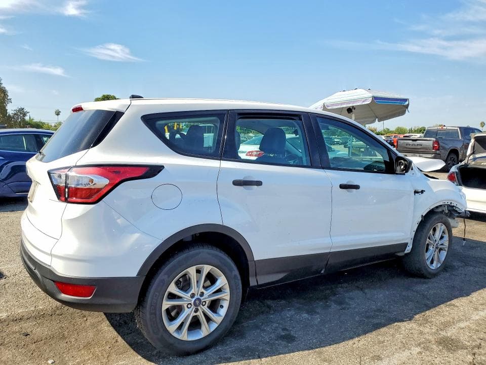 2017 FORD ESCAPE S 3