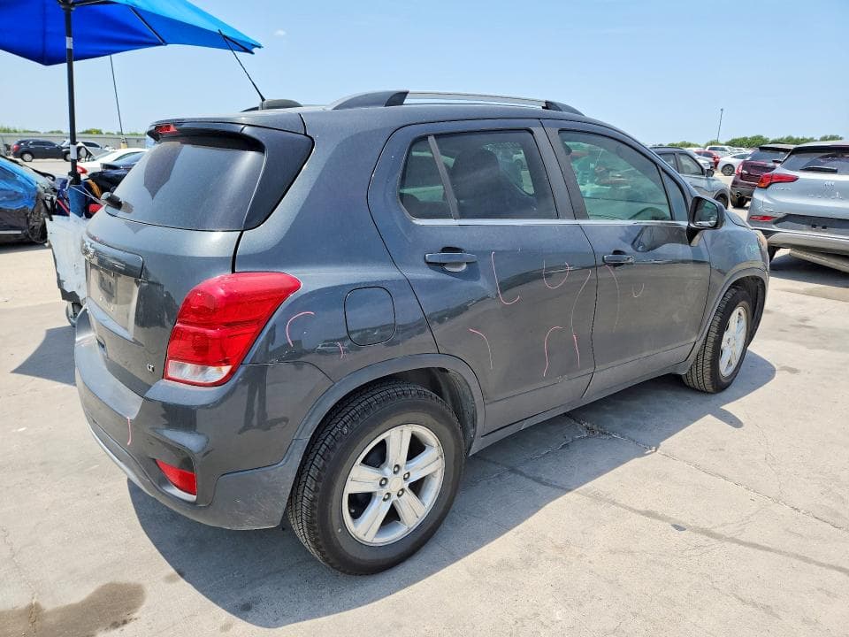 2018 CHEVROLET TRAX 1LT 3