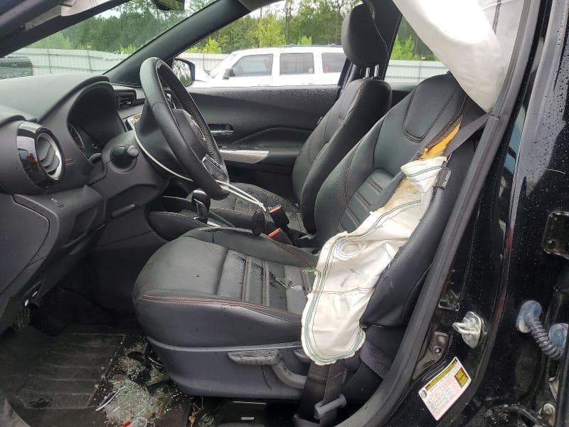 2019 NISSAN KICKS SR 7
