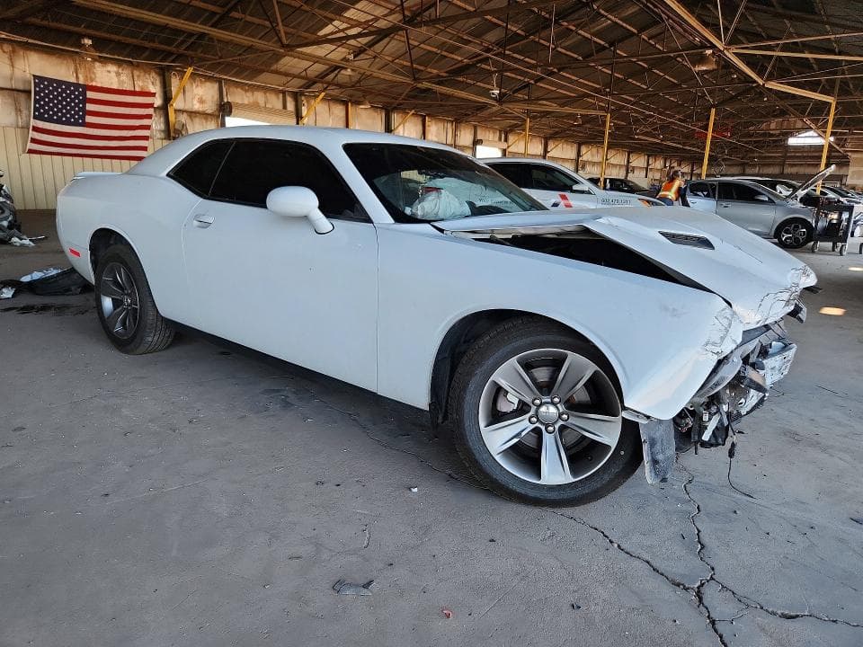2019 DODGE CHALLENGER SXT 4