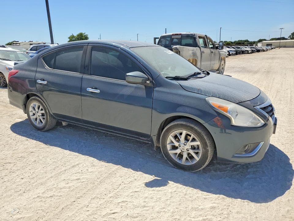 2017 NISSAN VERSA 1.6 S 4