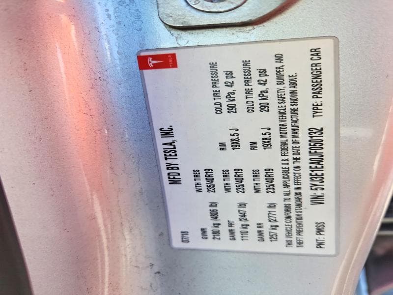 2018 TESLA MODEL 3 12