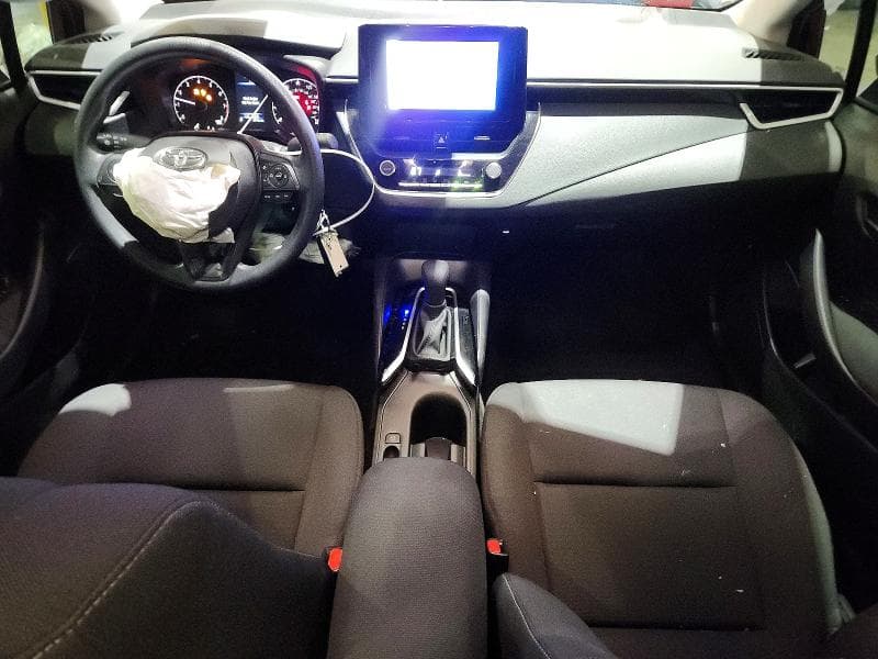 2023 TOYOTA COROLLA LE 8