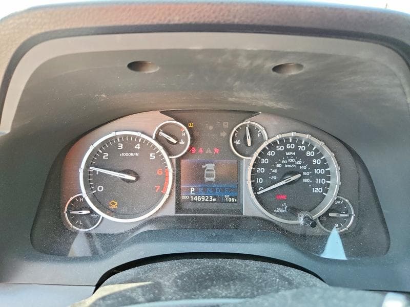2017 TOYOTA TUNDRA CREWMAX SR5 9