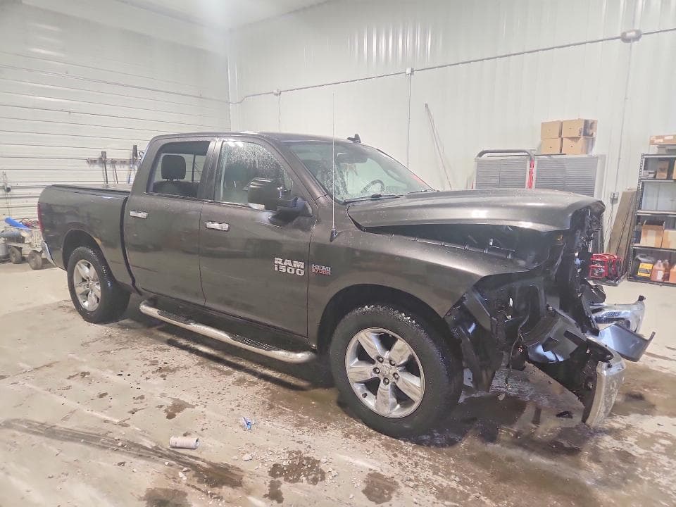 2017 RAM 1500 SLT 4