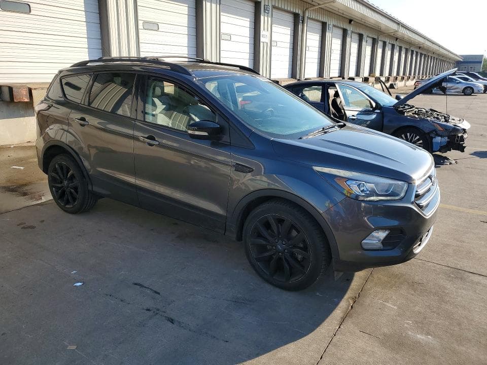 2017 FORD ESCAPE TITANIUM 4