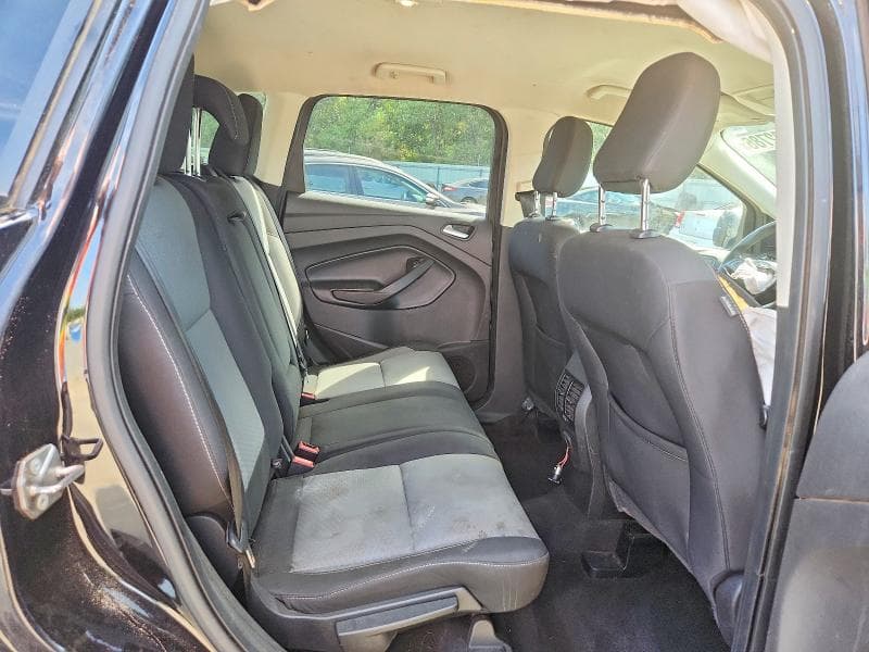 2019 FORD ESCAPE SE 11