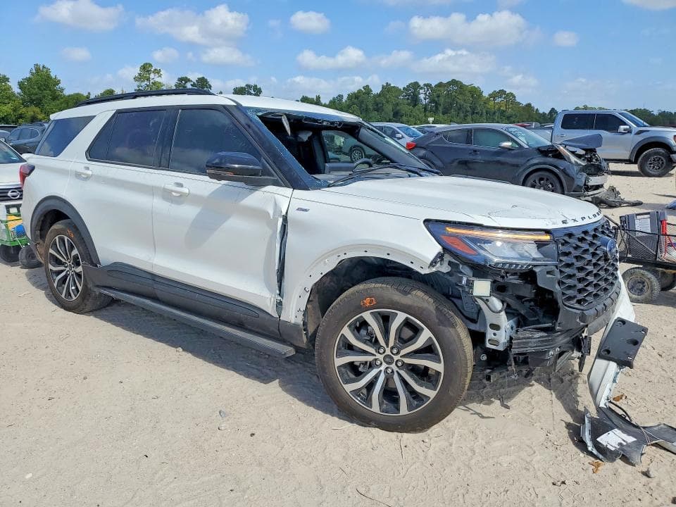 2025 FORD EXPLORER ST-LINE 4