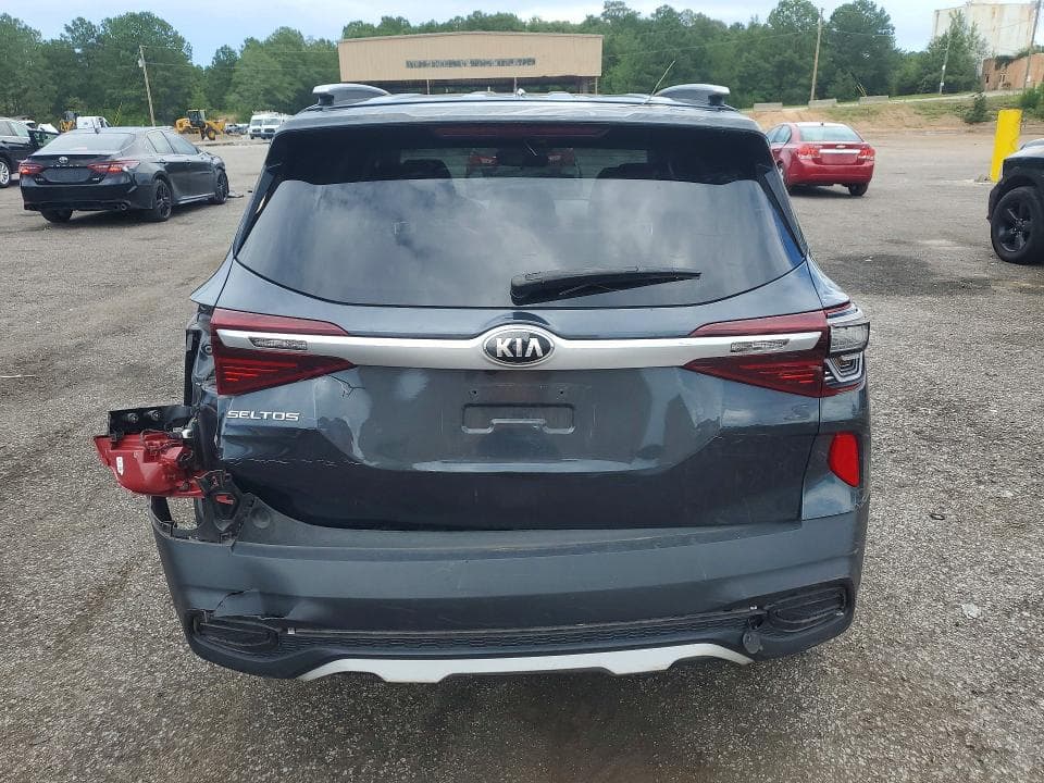 2021 KIA SELTOS S 6