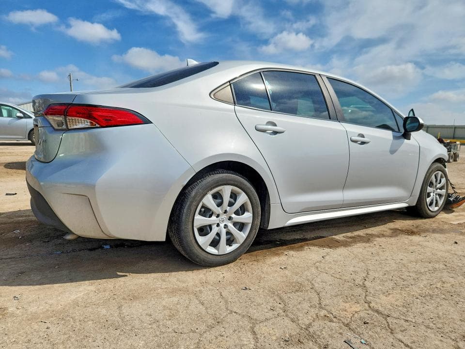 2023 TOYOTA COROLLA LE 3