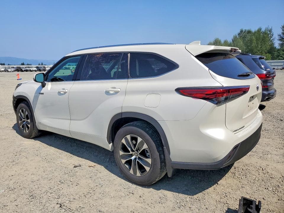 2021 TOYOTA HIGHLANDER HYBRID XLE 2