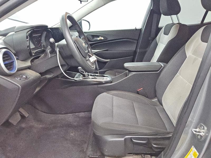 2024 CHEVROLET TRAX LS 7