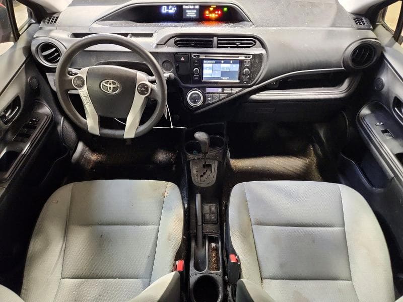 2017 TOYOTA PRIUS C ONE 8