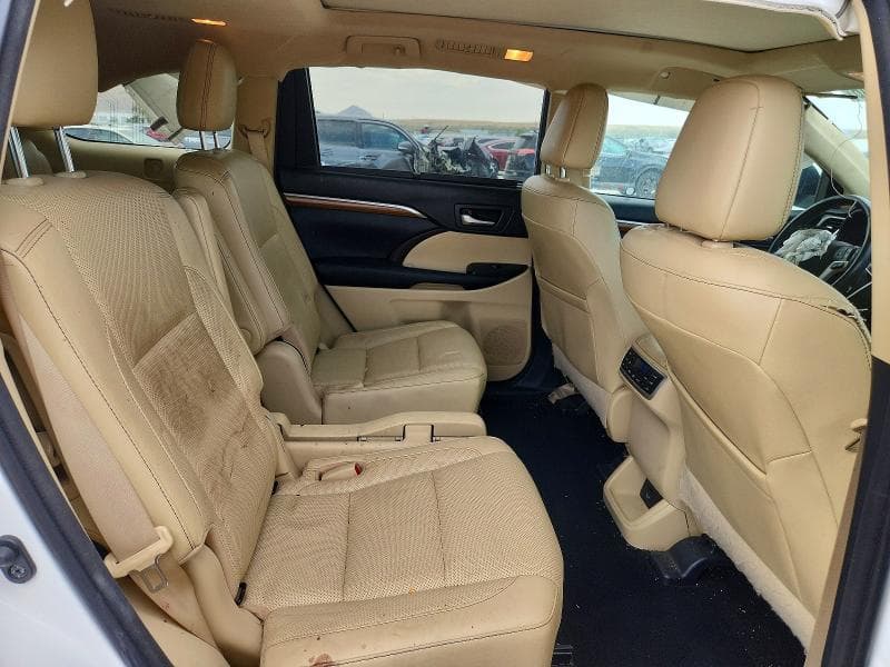 2017 TOYOTA HIGHLANDER LIMITED PLATINUM 10