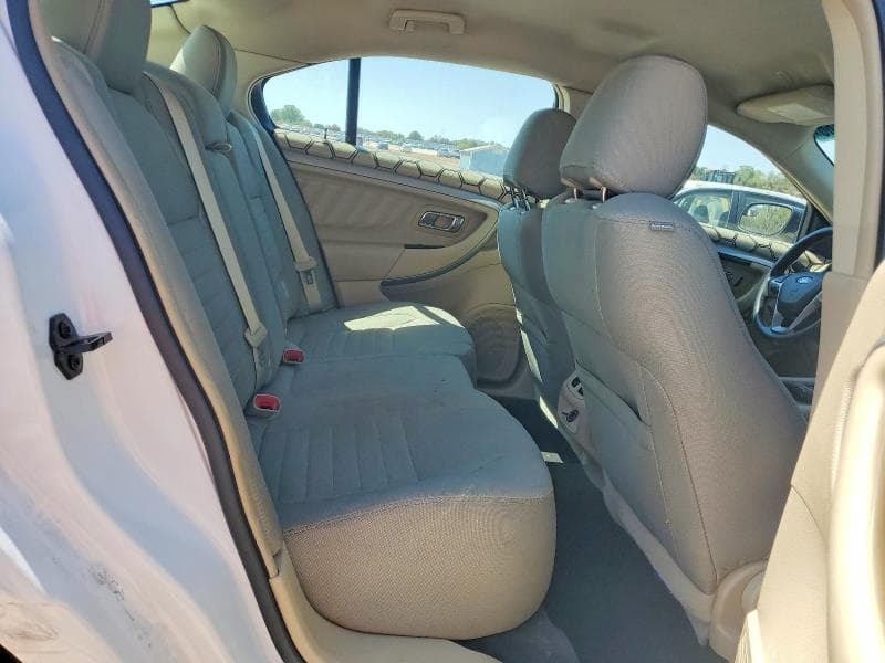 2017 FORD TAURUS SE 10