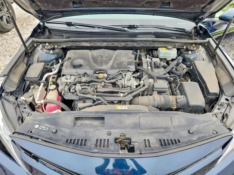 2018 TOYOTA CAMRY HYBRID XLE 11