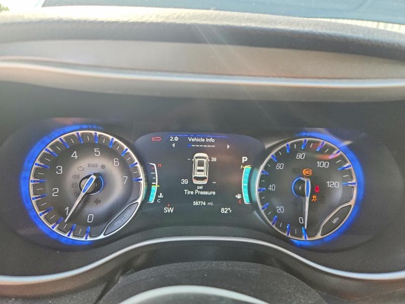 2023 CHRYSLER PACIFICA TOURING L 9