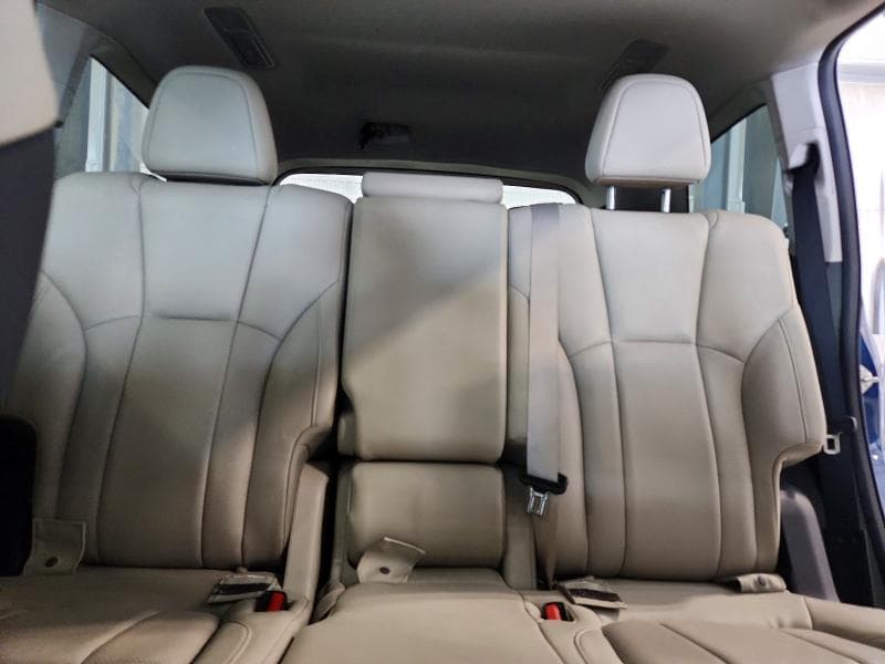 2022 SUBARU ASCENT LIMITED 10