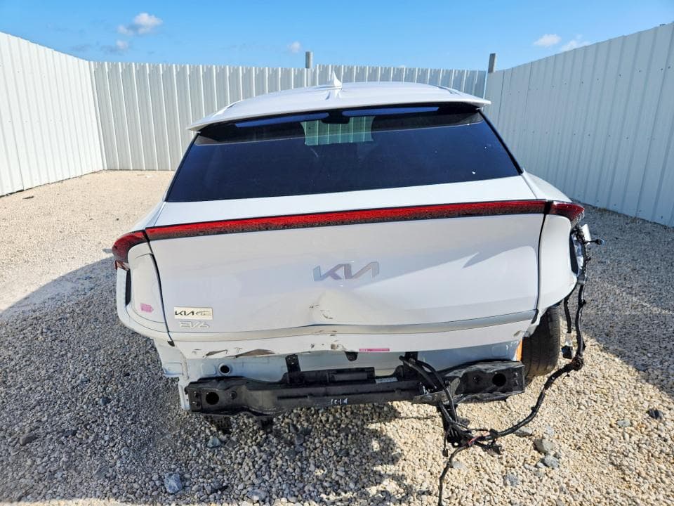 2025 KIA EV6 LIGHT LONG RANGE 6