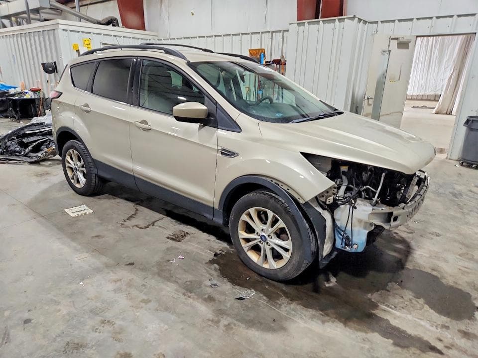 2018 FORD ESCAPE SE 4