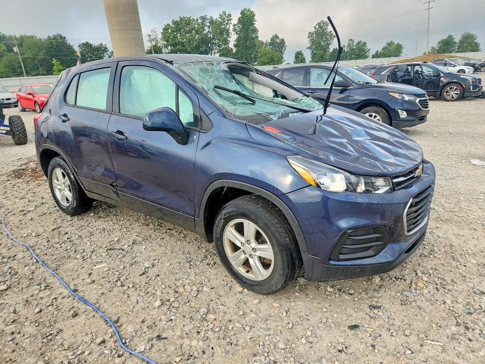 2019 CHEVROLET TRAX LS 4