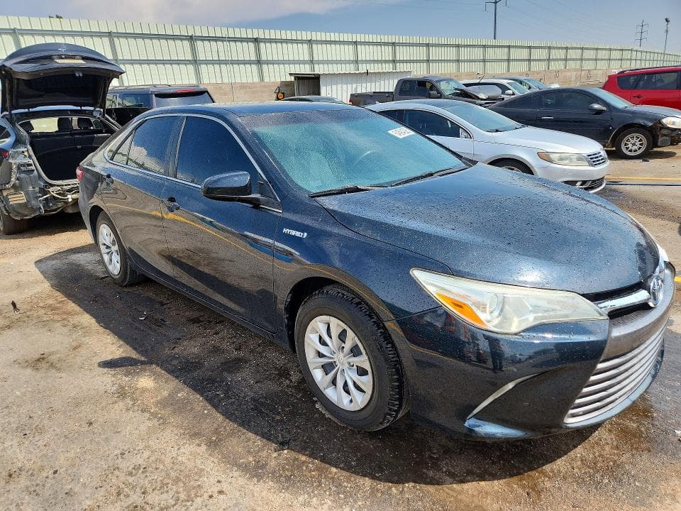 2017 TOYOTA CAMRY HYBRID LE 4