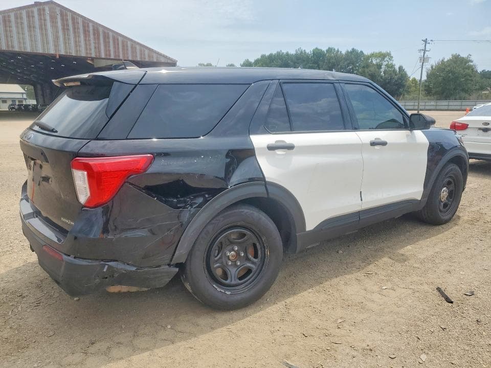 2023 FORD EXPLORER 3