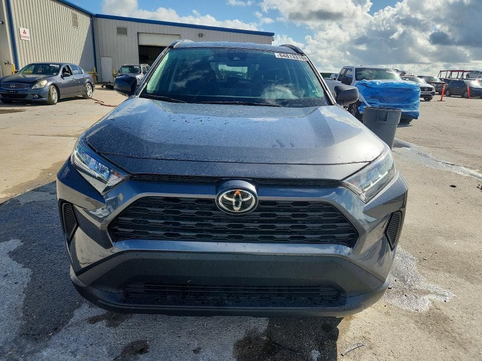 2021 TOYOTA RAV4 LE 5