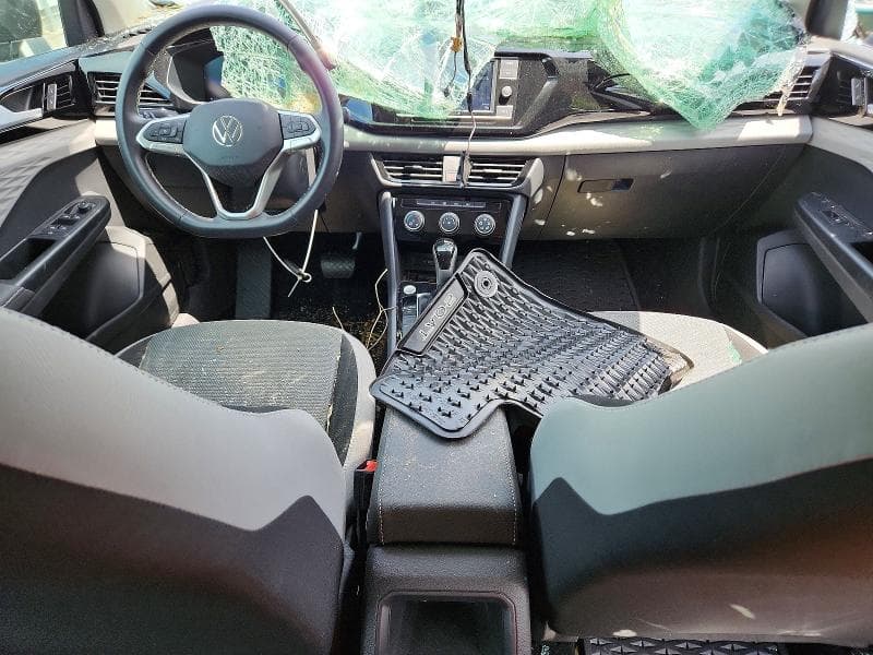 2024 VOLKSWAGEN TAOS S S 8