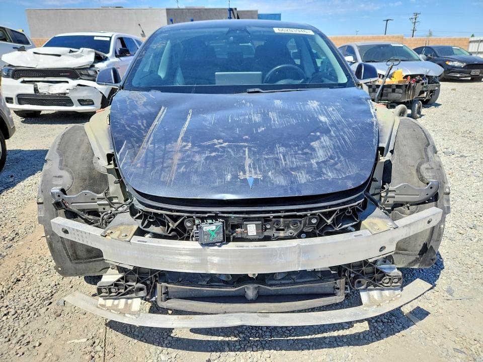 2018 TESLA MODEL 3 5