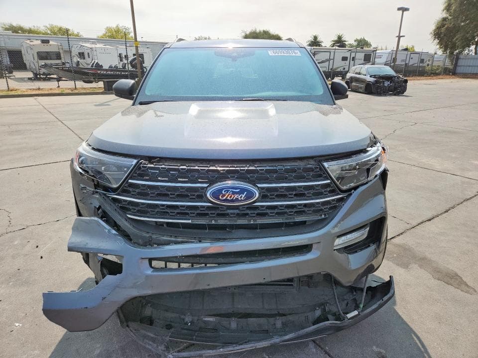 2021 FORD EXPLORER XLT 5