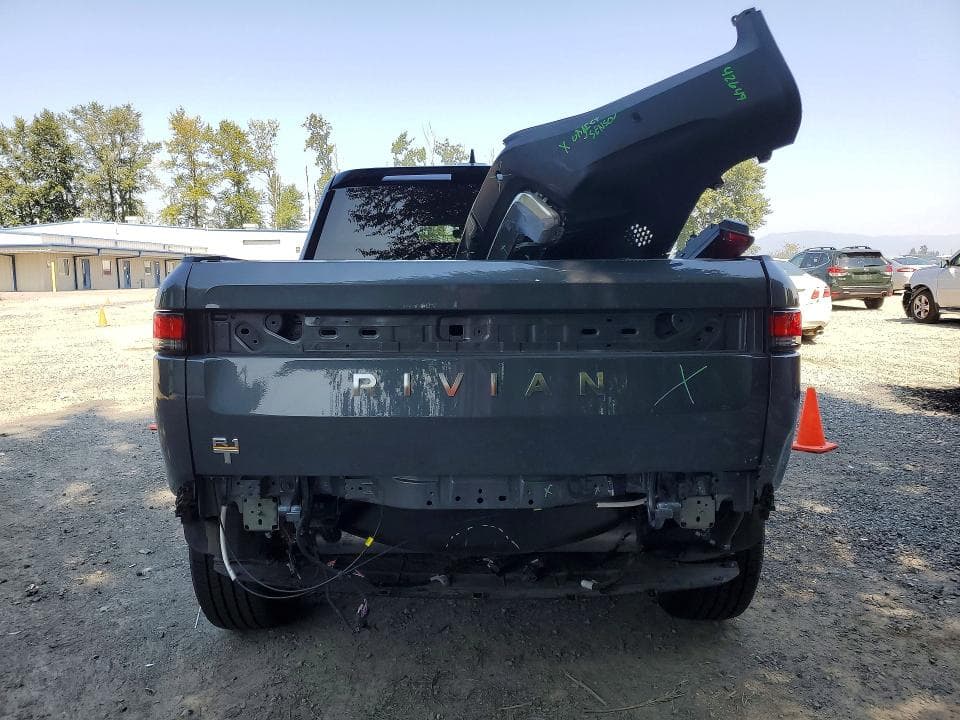 2022 RIVIAN R1T ADVENTURE 6