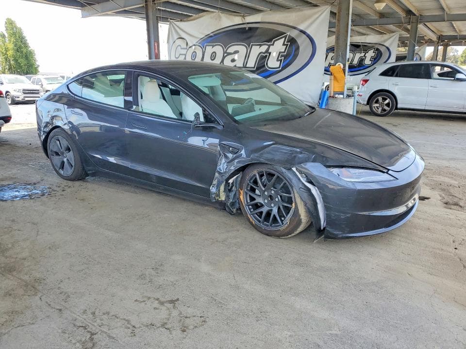 2026 TESLA MODEL 3 4