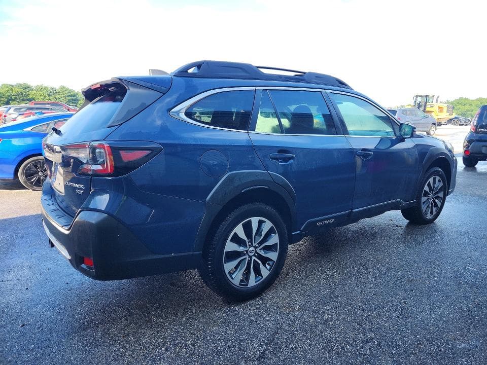 2023 SUBARU OUTBACK LIMITED XT 3