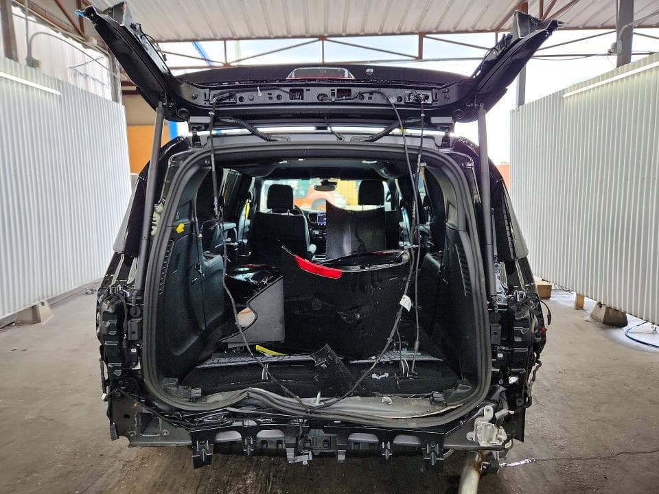 2027 CHRYSLER PACIFICA SELECT 6
