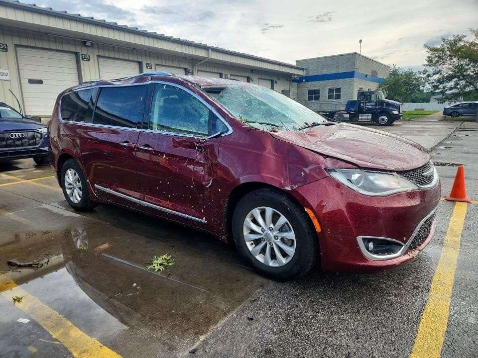 2018 CHRYSLER PACIFICA TOURING L 4