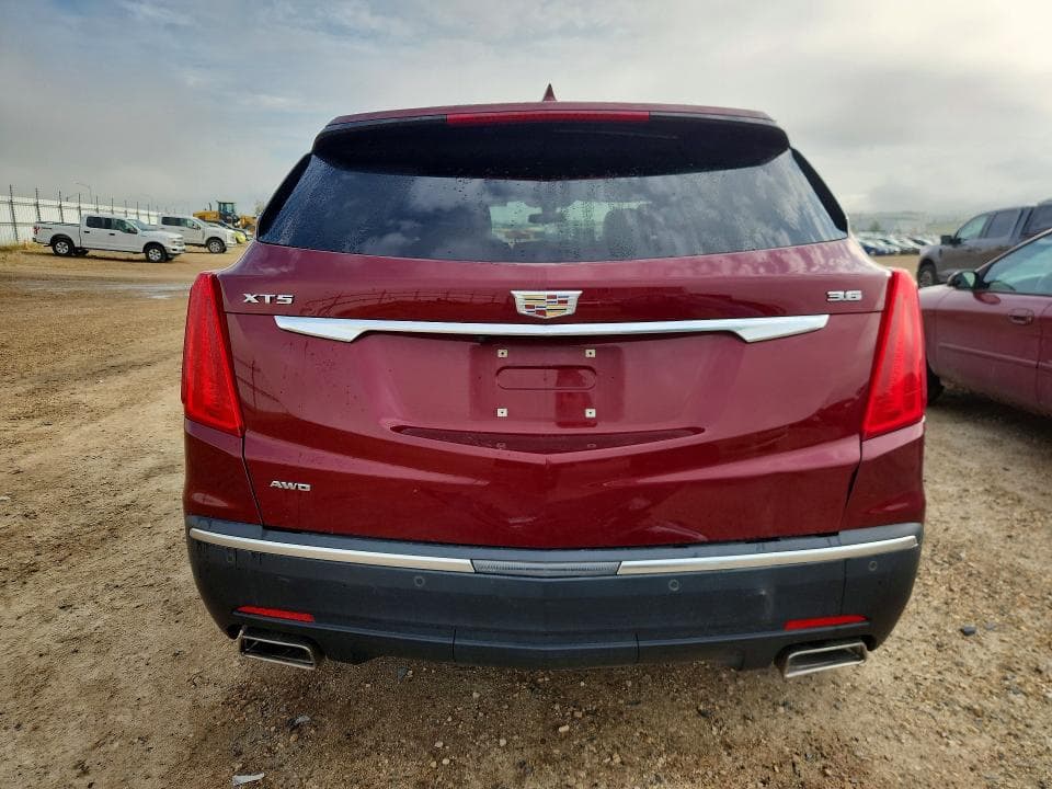 2018 CADILLAC XT5 6