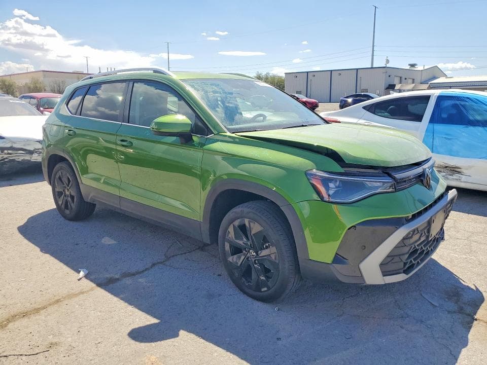 2025 VOLKSWAGEN TAOS SE 4