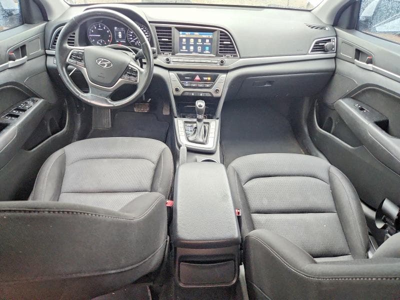 2017 HYUNDAI ELANTRA SE 8