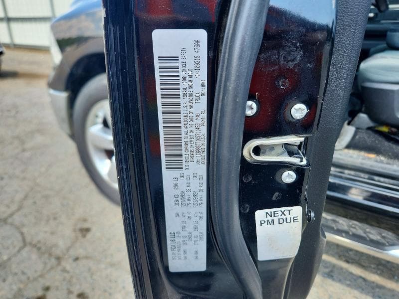 2019 RAM 1500 CLASSIC SLT 12