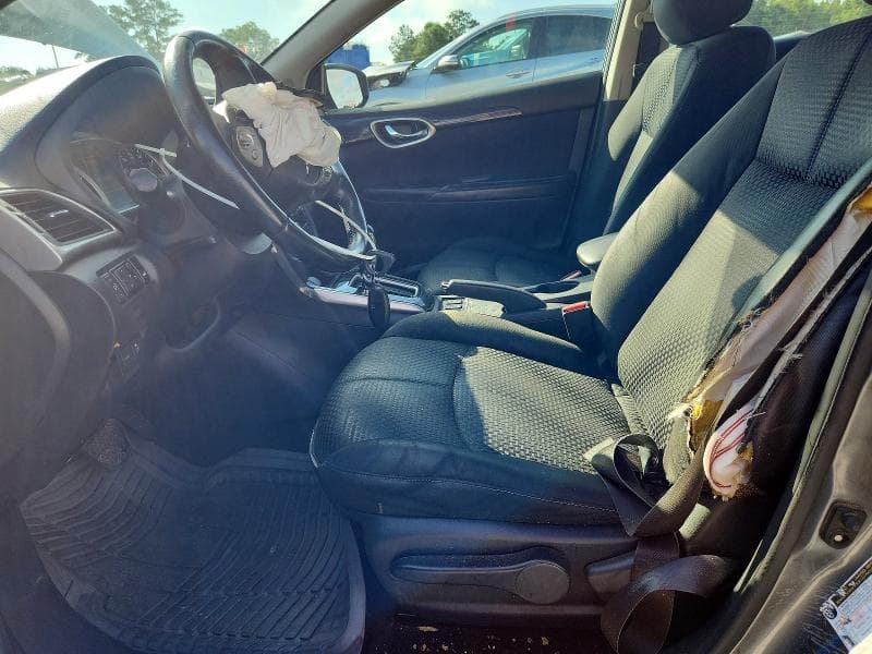 2019 NISSAN SENTRA SR 7