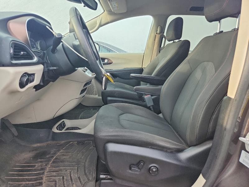 2017 CHRYSLER PACIFICA TOURING 7