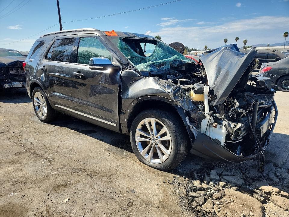 2019 FORD EXPLORER XLT 4