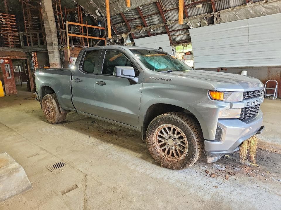 2020 CHEVROLET SILVERADO K1500 CUSTOM 4